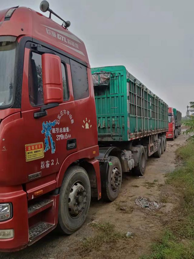 专营牵引车各种货车拆车件驾驶室  发动机  后桥