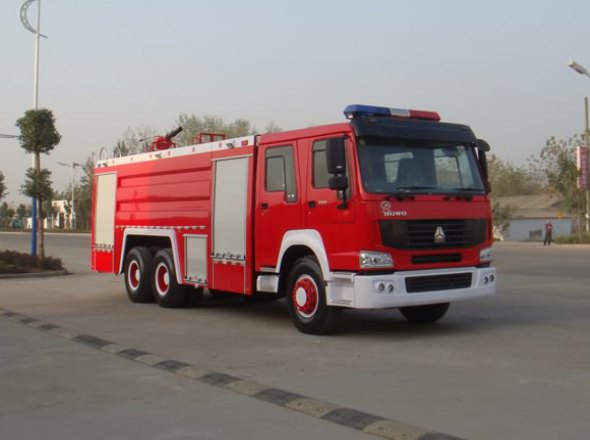 湖北江南 江特 300马力 6×4 泡沫消防车(JDF5280GXFPM120Z)整拆件