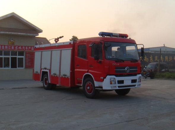 湖北江南 江特 185马力 4×2 泡沫消防车(JDF5150GXFPM60T)整拆件