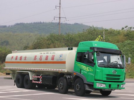 三力 260马力 8×4 加油车(CGJ5311GJY02)整拆件