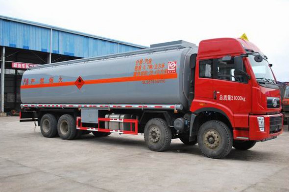 醒狮 280马力 8×4 运油车(SLS5315GYYC)整拆件