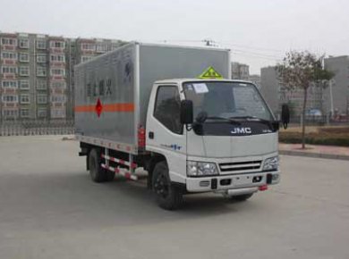 郑州红宇 108马力 4×2 爆破器材运输车(HYJ5043XQYA)整拆件