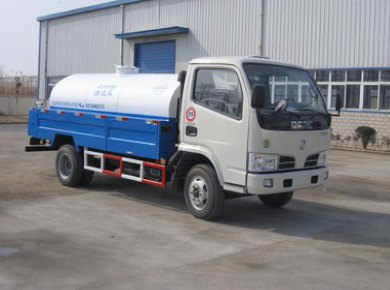 武汉市政 皇冠 107马力 4×2 清洗车(WZJ5061GQX)整拆件