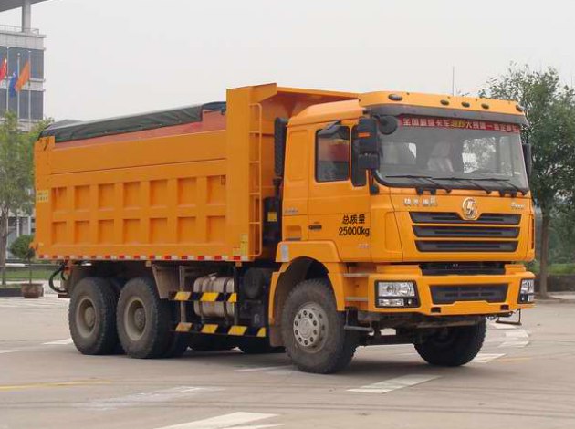 中联重科 中联 300马力 6×4 除雪车(ZLJ5250TCXSXE3)整拆件