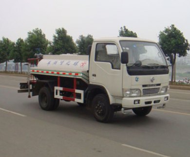 湖北宏宇 虹宇 107马力 4×2 喷洒车(HYS5042GPSE)整拆件