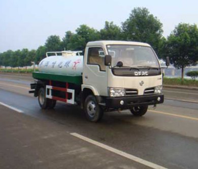 湖北宏宇 虹宇 115马力 4×2 喷洒车(HYS5061GPSE)整拆件