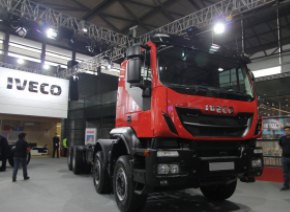 依维柯/Iveco Trakker系列 500马力 8×4 自卸车 New Trakker AT410T50整拆件