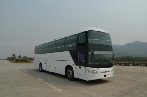 桂林大宇 桂林大宇 330马力 24-57人 公路客车(GL6122HCD1)整拆件