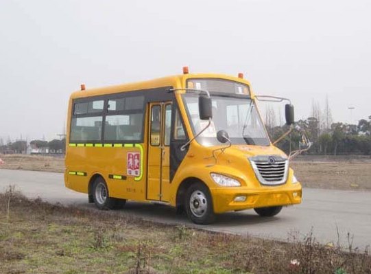 上海申龙 申龙客车 100马力 10-19人 幼儿校车(SLK6570CYXC)整拆件