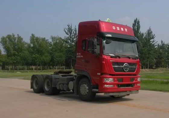 中国重汽 斯太尔D7B 重卡 340马力 6×4 牵引车(ZZ4253N324GE1W)整拆件