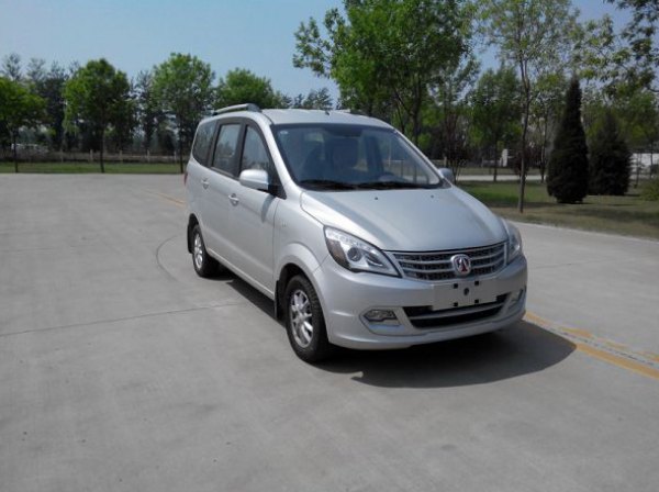 北京汽车 威旺M20 116HP 微客BJ6442V4SMB北京汽车 威旺M20 116HP 微客BJ6442V4SMB拆车件