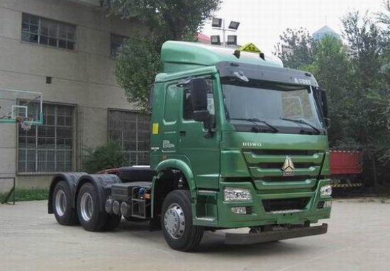 中国重汽 HOWO 重卡 380马力 6×4 牵引车(ZZ4257N3247E1W)整拆件