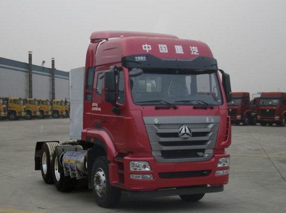 中国重汽 豪瀚J7G 重卡 430马力 6×4 牵引车(ZZ4255V3846E1LX)整拆件