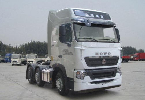 中国重汽 HOWO-T7H 重卡 440马力 6×2R 牵引车(ZZ4257V26FHE1B)整拆件