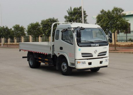 东风股份 福瑞卡 156HP 栏板式 排半 轻卡 EQ1090L8BDC