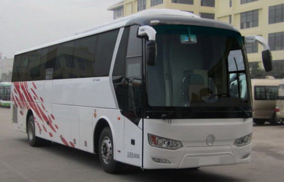 厦门金旅 金旅凯歌 310HP 2-15人 采血车XML5182XYL15