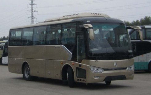 厦门金旅 金旅锦程 220HP 24-39人 公路客车XML6887J15Z厦门金旅 金旅锦程 220HP 24-39人 公路客车XML6887J15Z拆车件