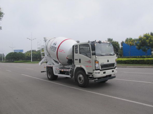 山东东岳 圣岳 130马力 4×2 混凝土搅拌运输车(SDZ5167GJB38)整拆件