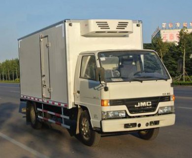 山东正泰 希尔 109HP 冷藏车ZZT5042XLC-4山东正泰 希尔 109HP 冷藏车ZZT5042XLC-4拆车件