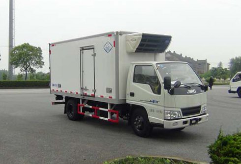 河南冰熊 冰熊 116马力 4×2 冷藏车(BXL5042XLC1S)整拆件