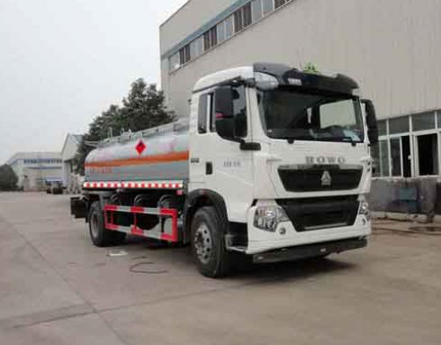 重汽华威 驰乐 210HP 加油车SGZ5160GJYZZ5T5重汽华威 驰乐 210HP 加油车SGZ5160GJYZZ5T5拆车件