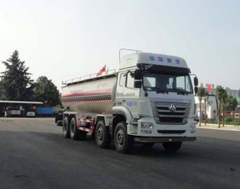 重汽华威 驰乐 310马力 8×4 下灰车(SGZ5310GXHZZ5J5)整拆件