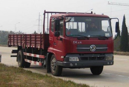 东风 天锦中卡 140马力 4×2 排半栏板式载货车(DFL1120B12)整拆件