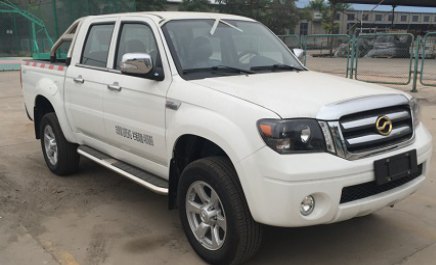 2017款 中兴汽车 威虎 4×4(两驱) 皮卡(BQ1030SG5K1S)整拆件