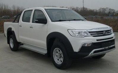 2018款 长丰汽车 猎豹CT7 4*2两驱 皮卡LBA1032CC2L