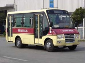 重庆恒通 恒通客车 100马力 31/10-18人 城市客车(CKZ6590N5)整拆件