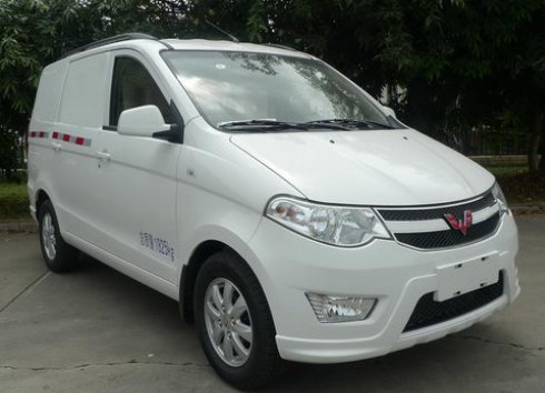 五菱汽车 五菱 105HP 2人 厢货车LQG5028XXYDEVY