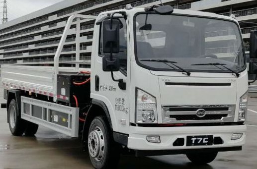 比亚迪 比亚迪T7 中卡 150马力 4×2 栏板式 单排 载货车(BYD112117HBEV)整拆件