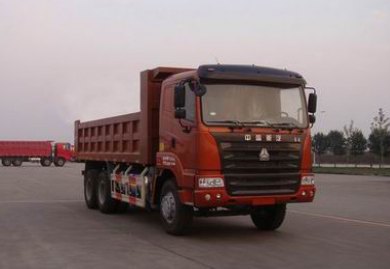 中国重汽 豪运重卡 340马力 6×4 压缩天然气自卸车(ZZ3255N4345C2L)整拆件