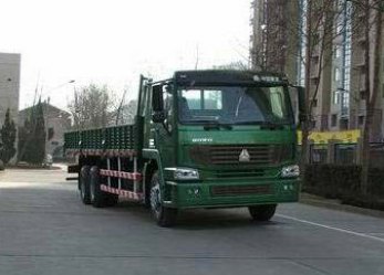 中国重汽 HOWO重卡 340HP 栏板载货车ZZ1257N5247C中国重汽 HOWO重卡 340HP 栏板载货车ZZ1257N5247C拆车件