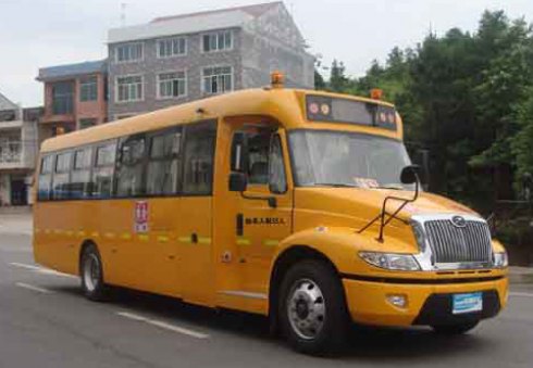 同心 160HP 24-55人 小学生专用校车TX6100XF同心 160HP 24-55人 小学生专用校车TX6100XF拆车件