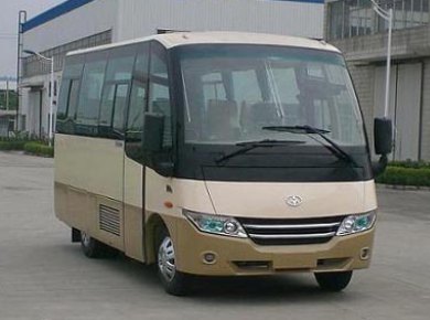 江苏常隆 马可客车 125马力 10-19人 公路客车(YS6606)整拆件
