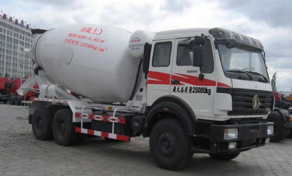 北奔重汽 北奔NG80 290马力 6×4 混凝土搅拌运输车(ND5254GJBZ)整拆件